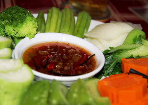 Rau thập cẩm chấm kho quẹt