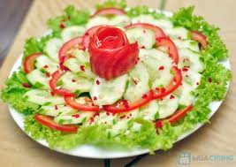 Salad trứng, cà chua, dưa chuột